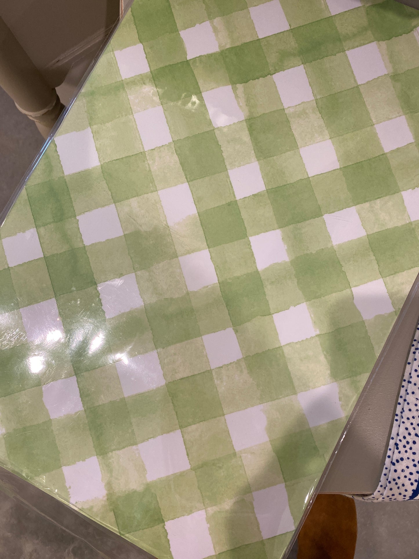 Disposable placemats