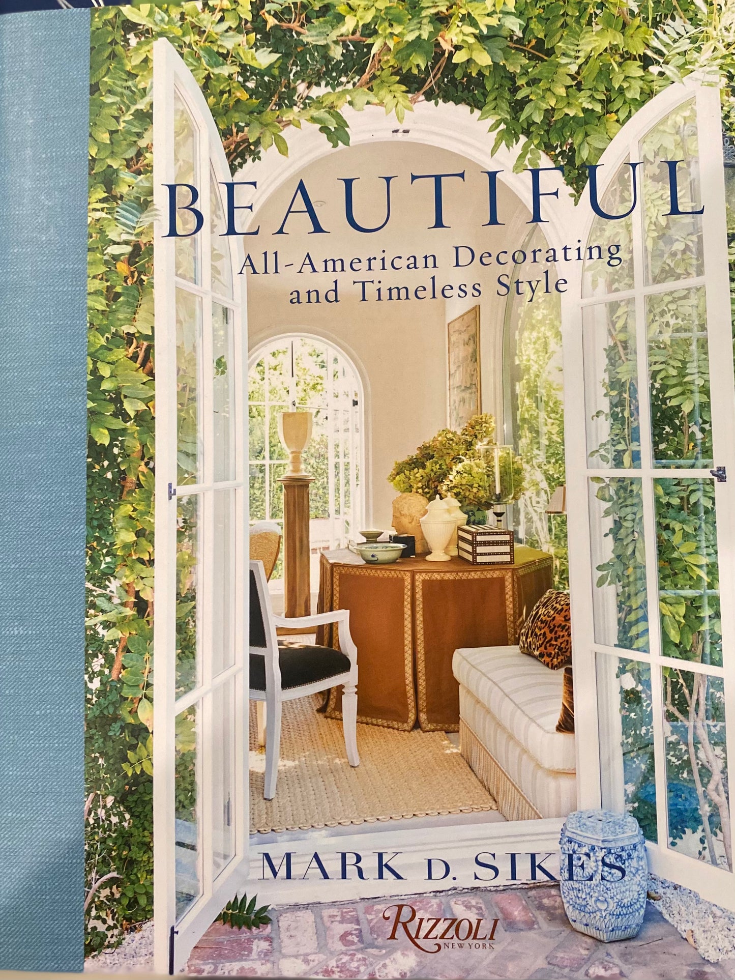 Beautiful All-American Decorating and Timeless Style